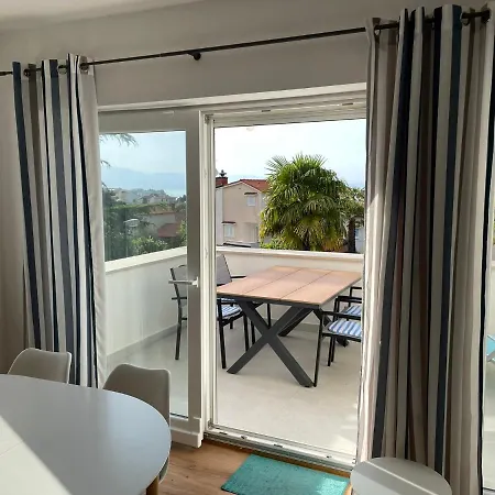 Apartament Seaview Sia Vantacici