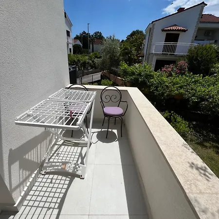 Seaview Sia Vantacici